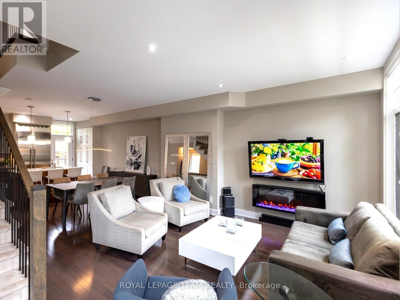 110 Greenfield Avenue, Ottawa, ON