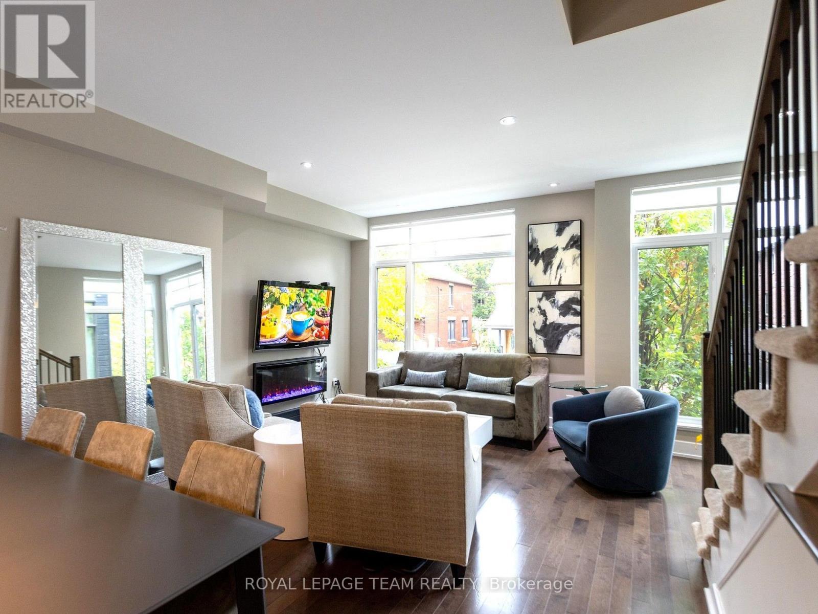 110 Greenfield Avenue, Ottawa, ON