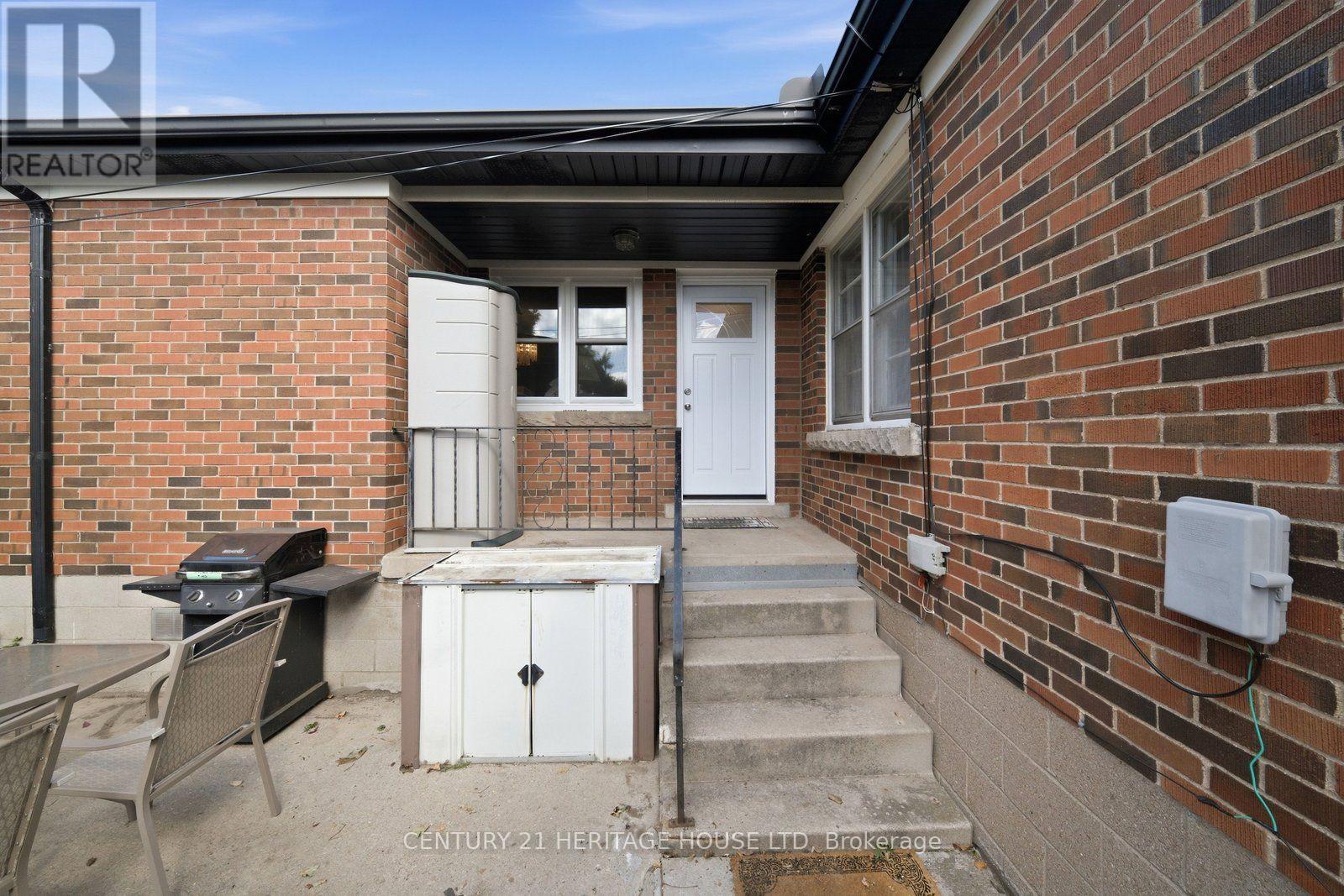 138 West 23Rd Street, Hamilton, ON