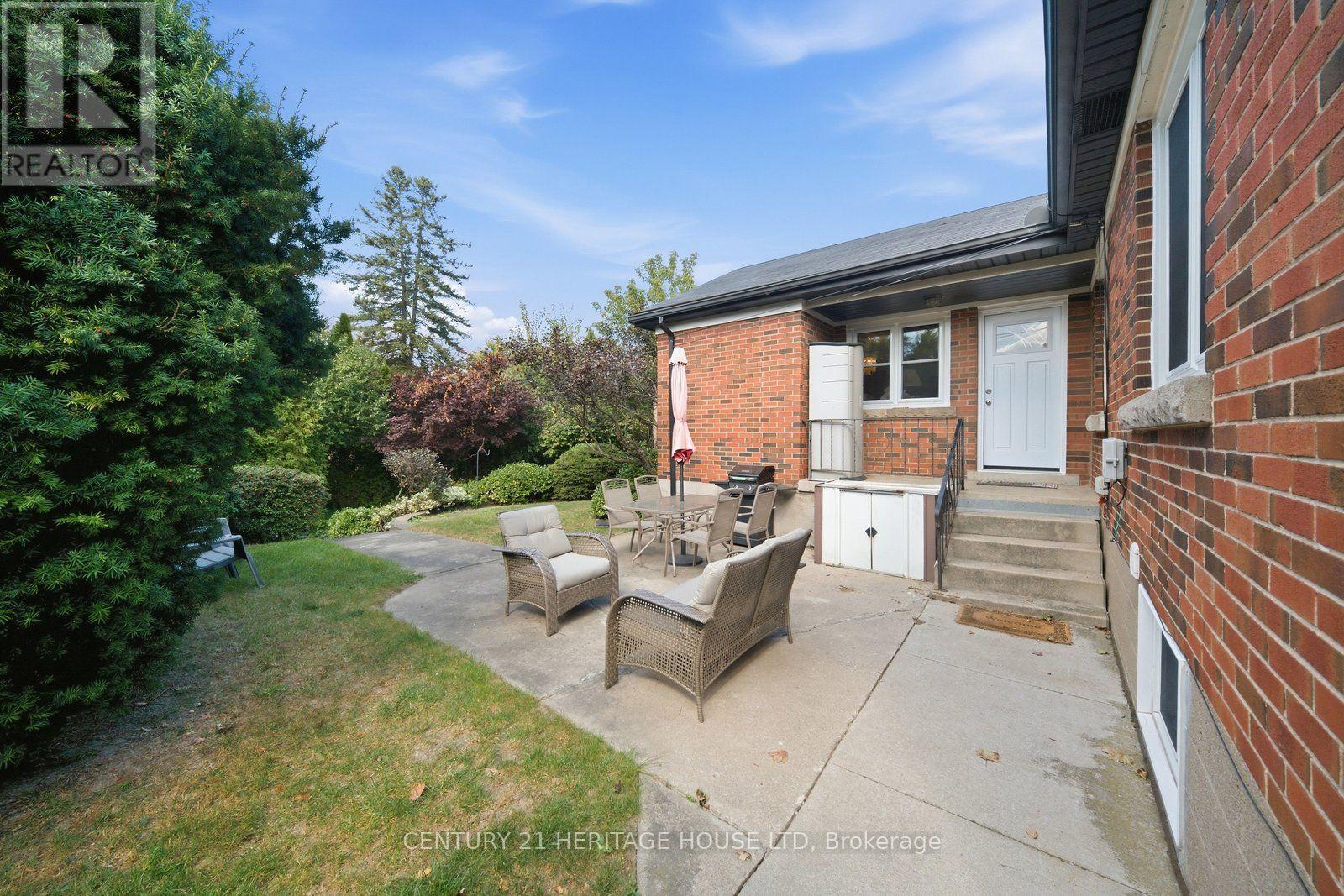138 West 23Rd Street, Hamilton, ON