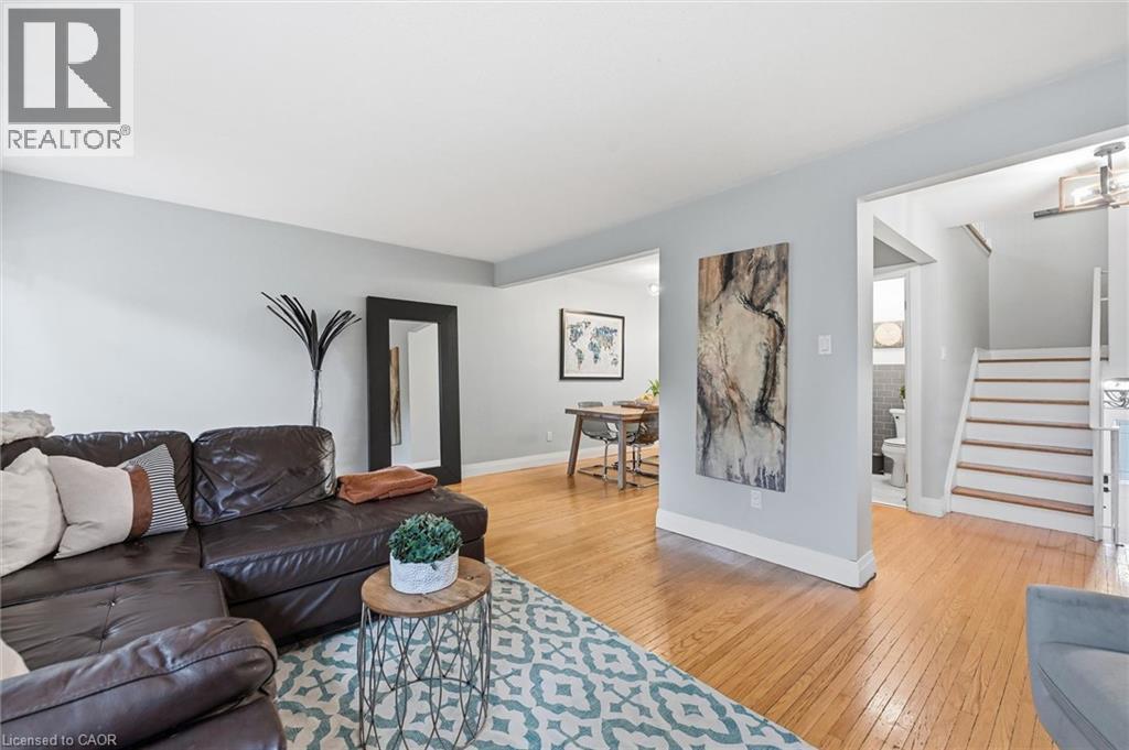5474 Schueller Crescent, Burlington, ON