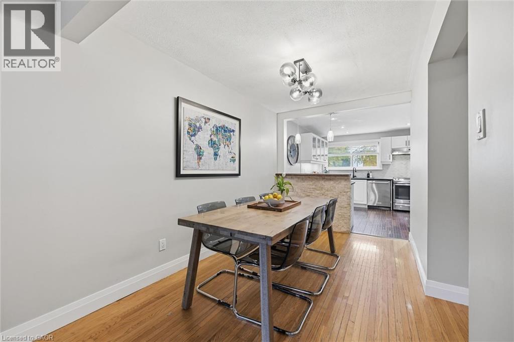 5474 Schueller Crescent, Burlington, ON