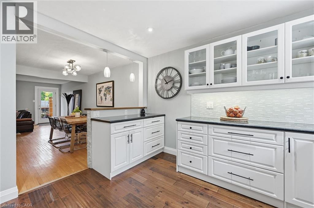 5474 Schueller Crescent, Burlington, ON