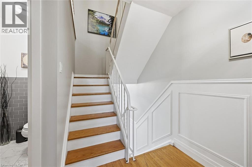 5474 Schueller Crescent, Burlington, ON