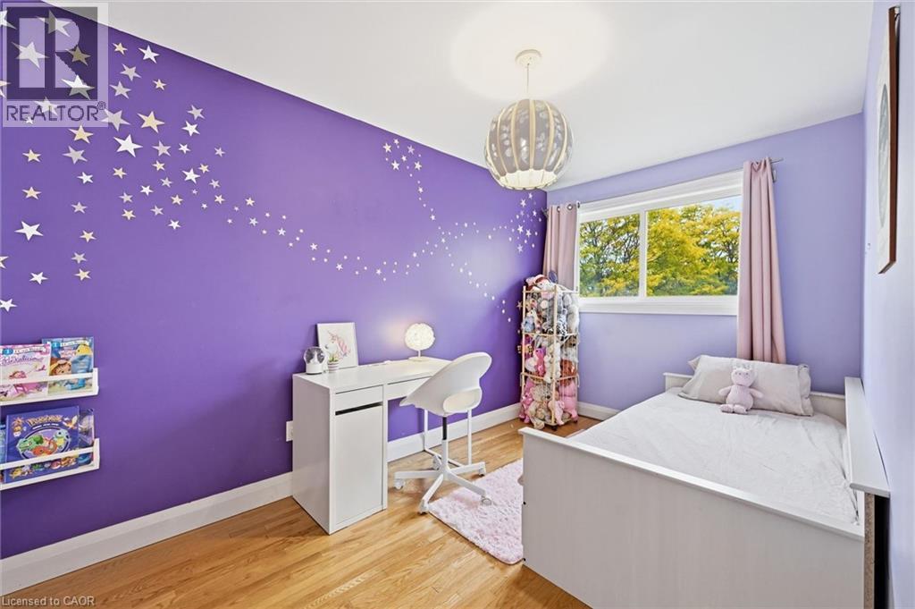 5474 Schueller Crescent, Burlington, ON