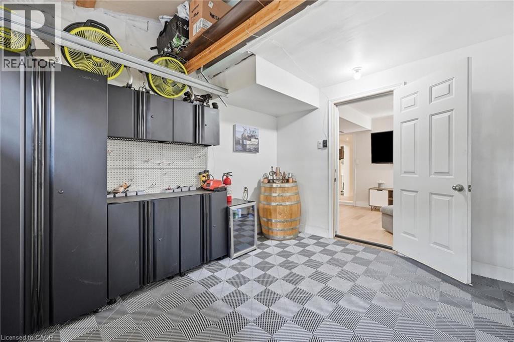 5474 Schueller Crescent, Burlington, ON