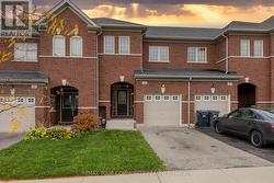 90 SKY HARBOUR DRIVE Brampton, ON L6Y 0V3