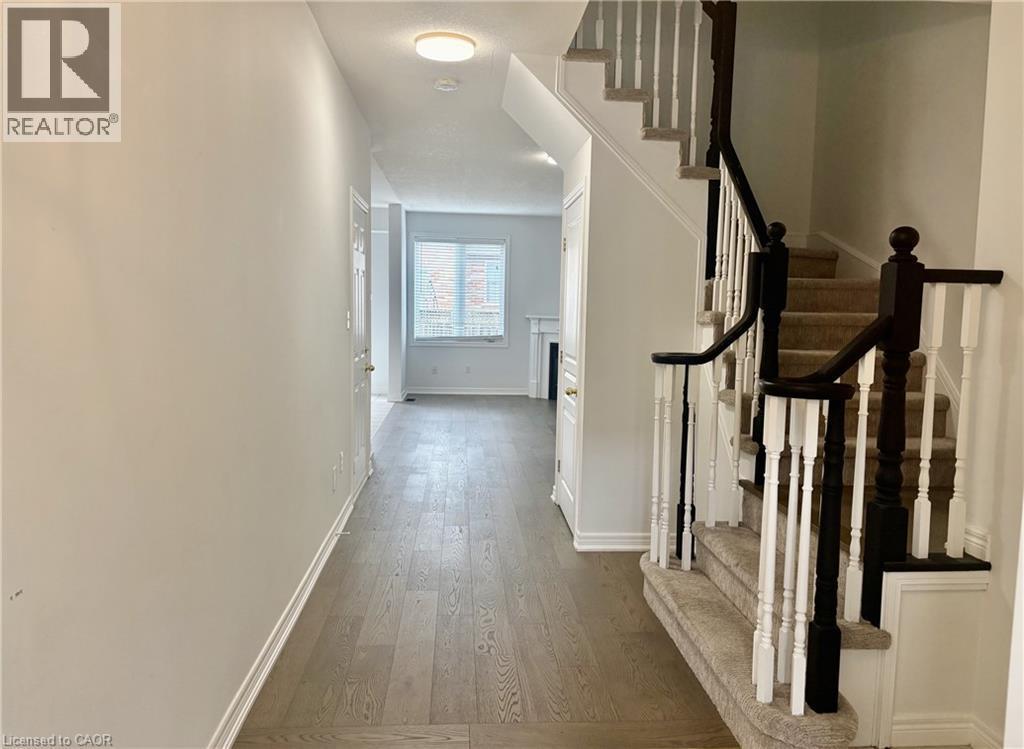 5325 Applegarth Drive, Burlington, ON