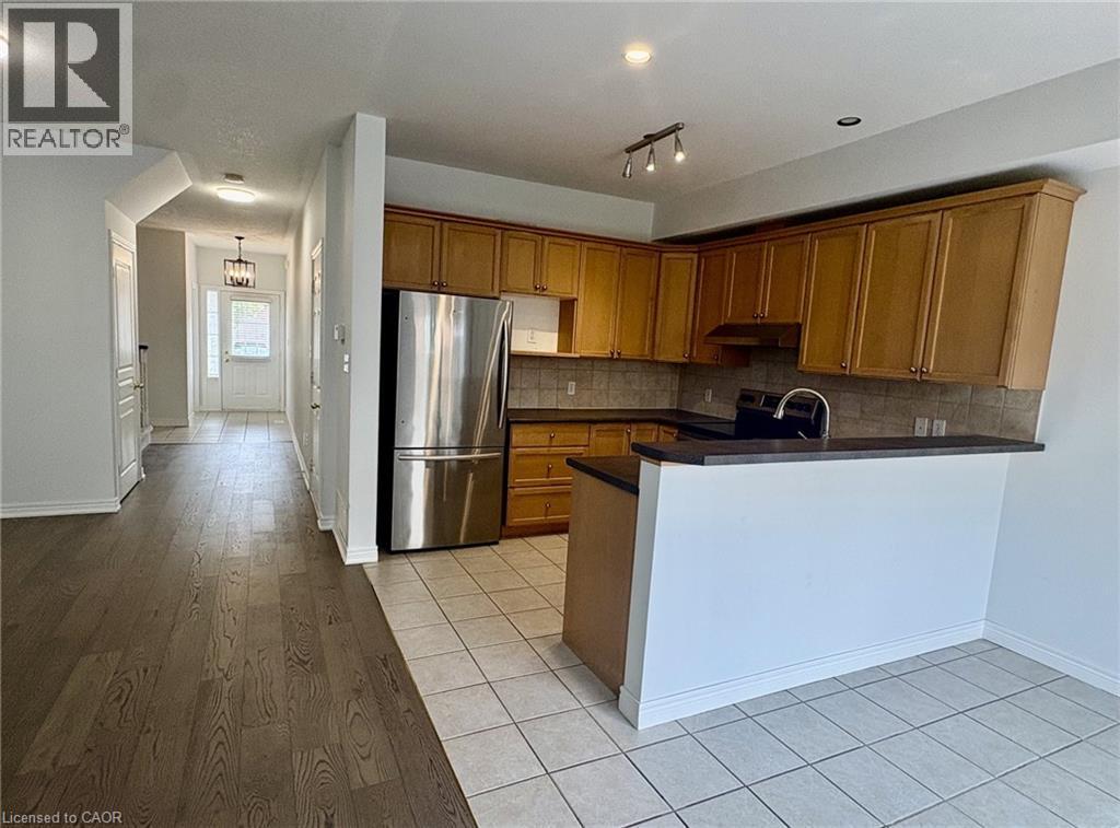 5325 Applegarth Drive, Burlington, ON