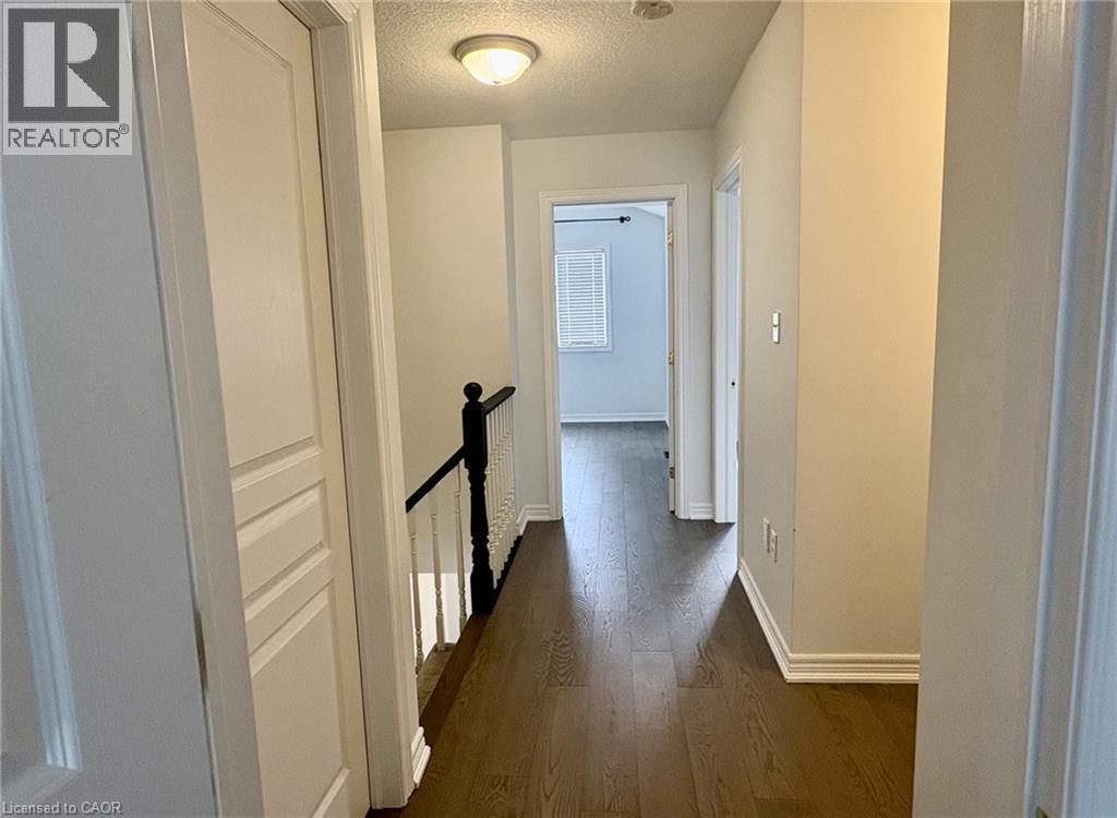 5325 Applegarth Drive, Burlington, ON