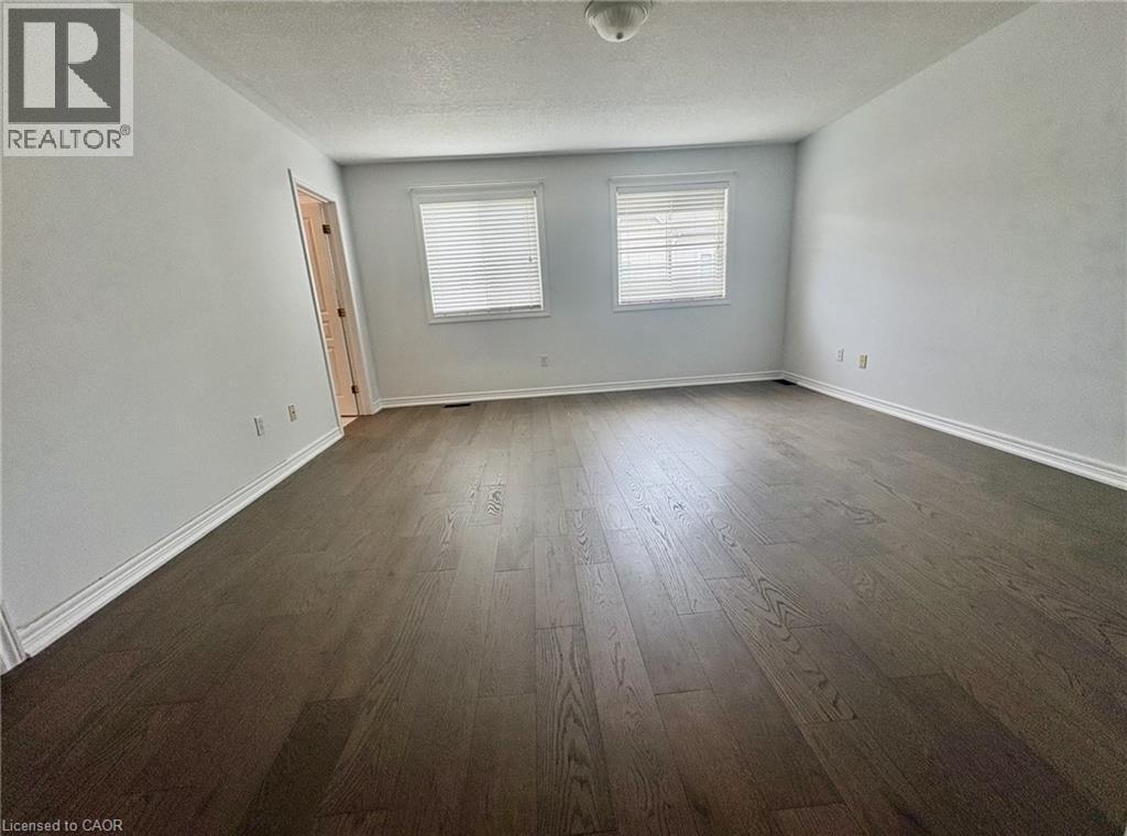 5325 Applegarth Drive, Burlington, ON