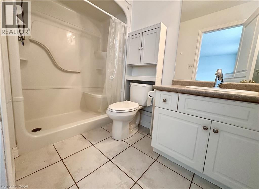 5325 Applegarth Drive, Burlington, ON