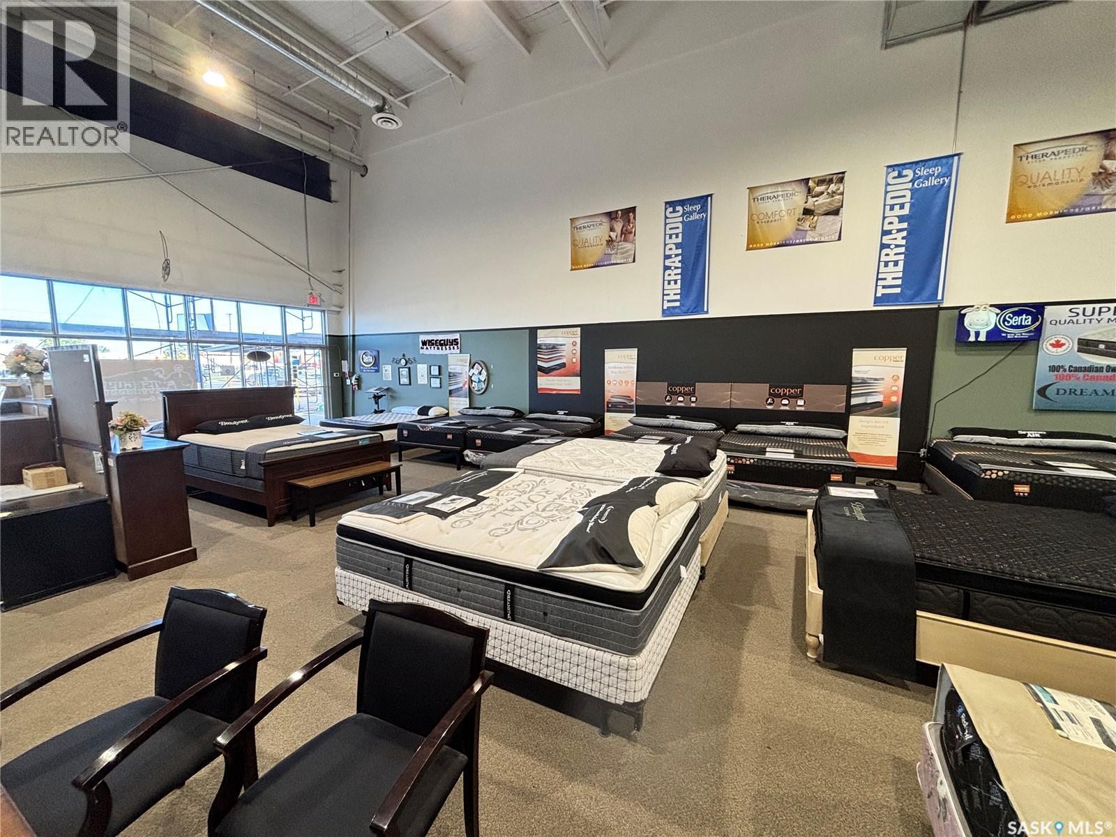 6 805 Circle Drive E, Saskatoon, SK
