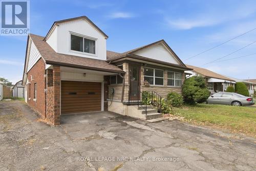 65 GOLDEN BOULEVARD W  Welland (Lincoln/Crowland), ON L3B 1H5
