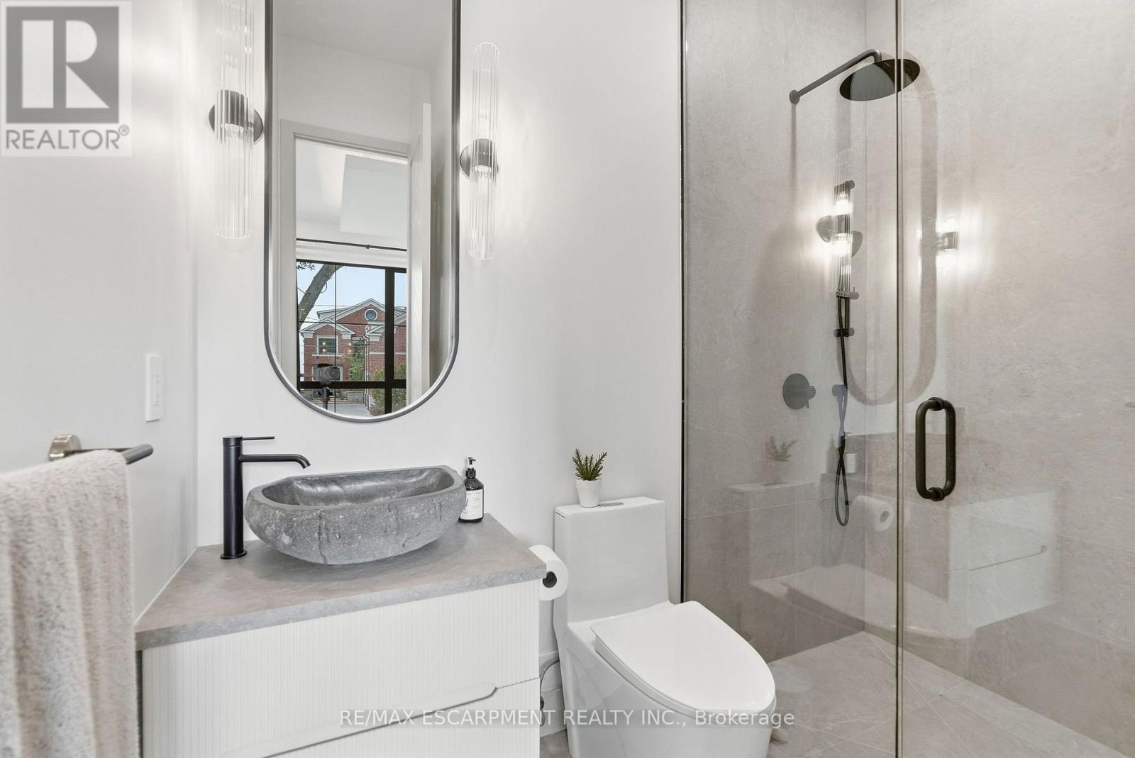 89 Cumberland Drive, Mississauga, ON