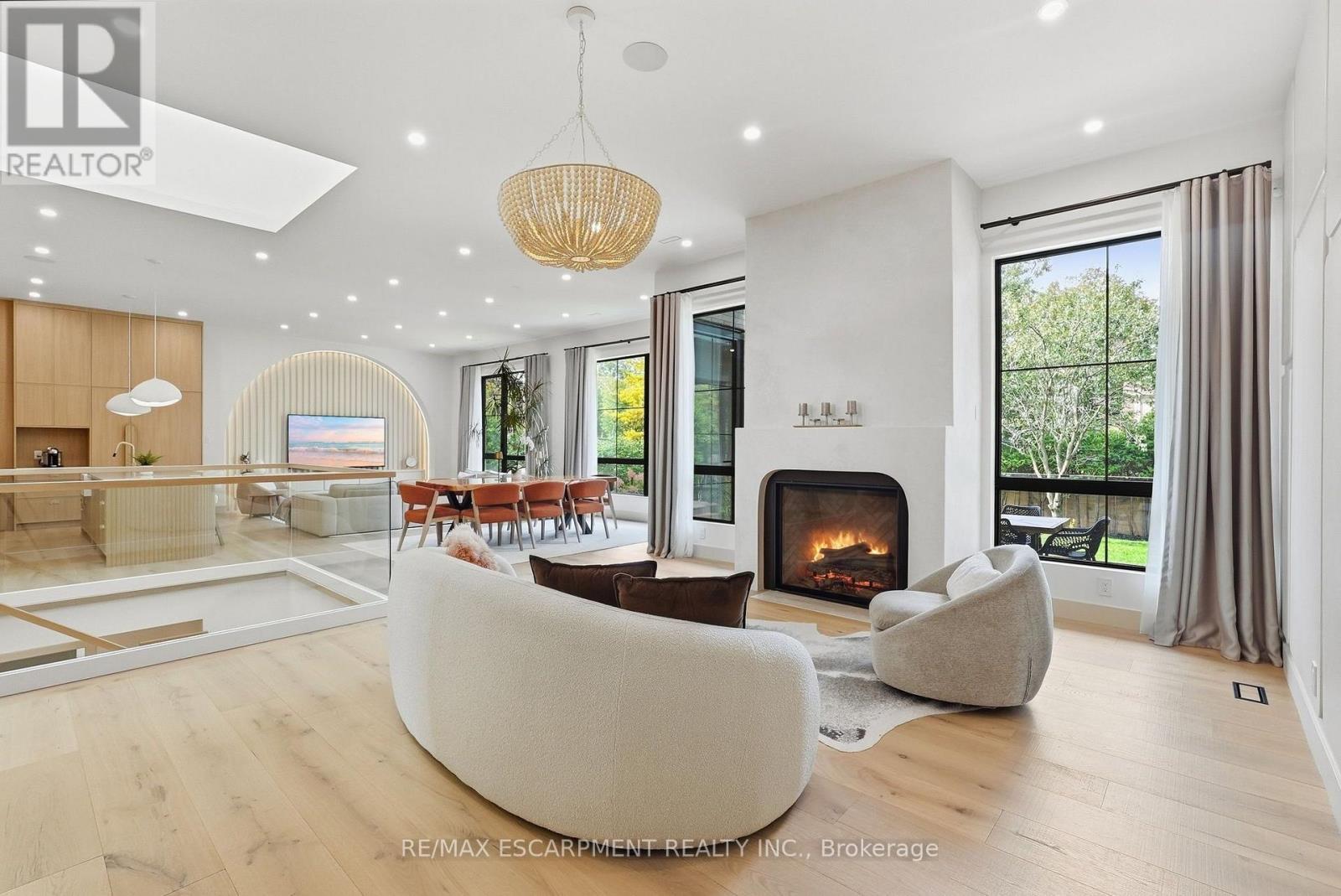 89 Cumberland Drive, Mississauga, ON
