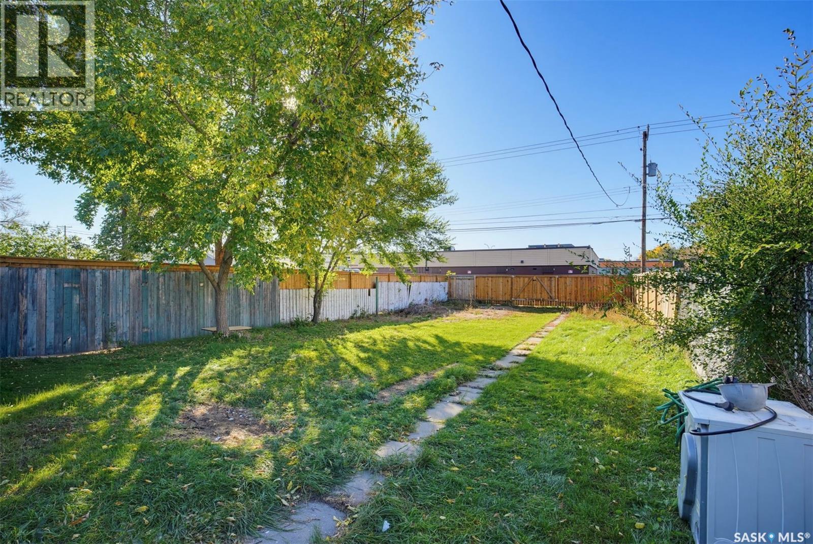 915 23Rd Street W, Saskatoon, SK