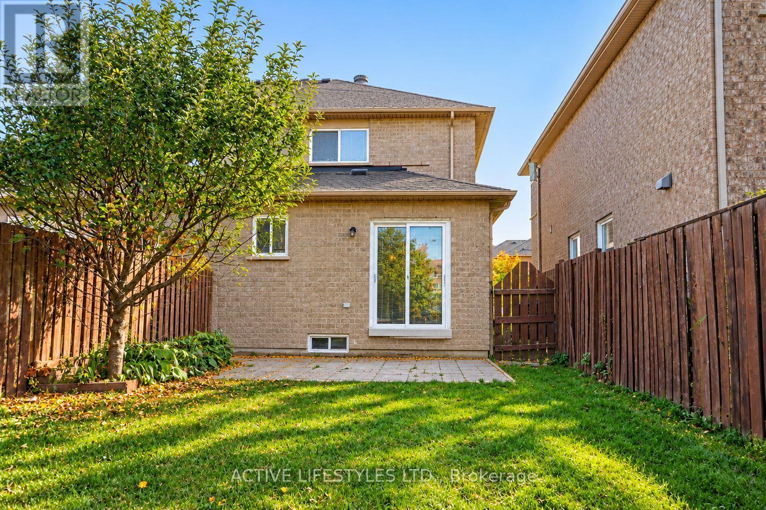 7647 Doverwood Drive, Mississauga, ON
