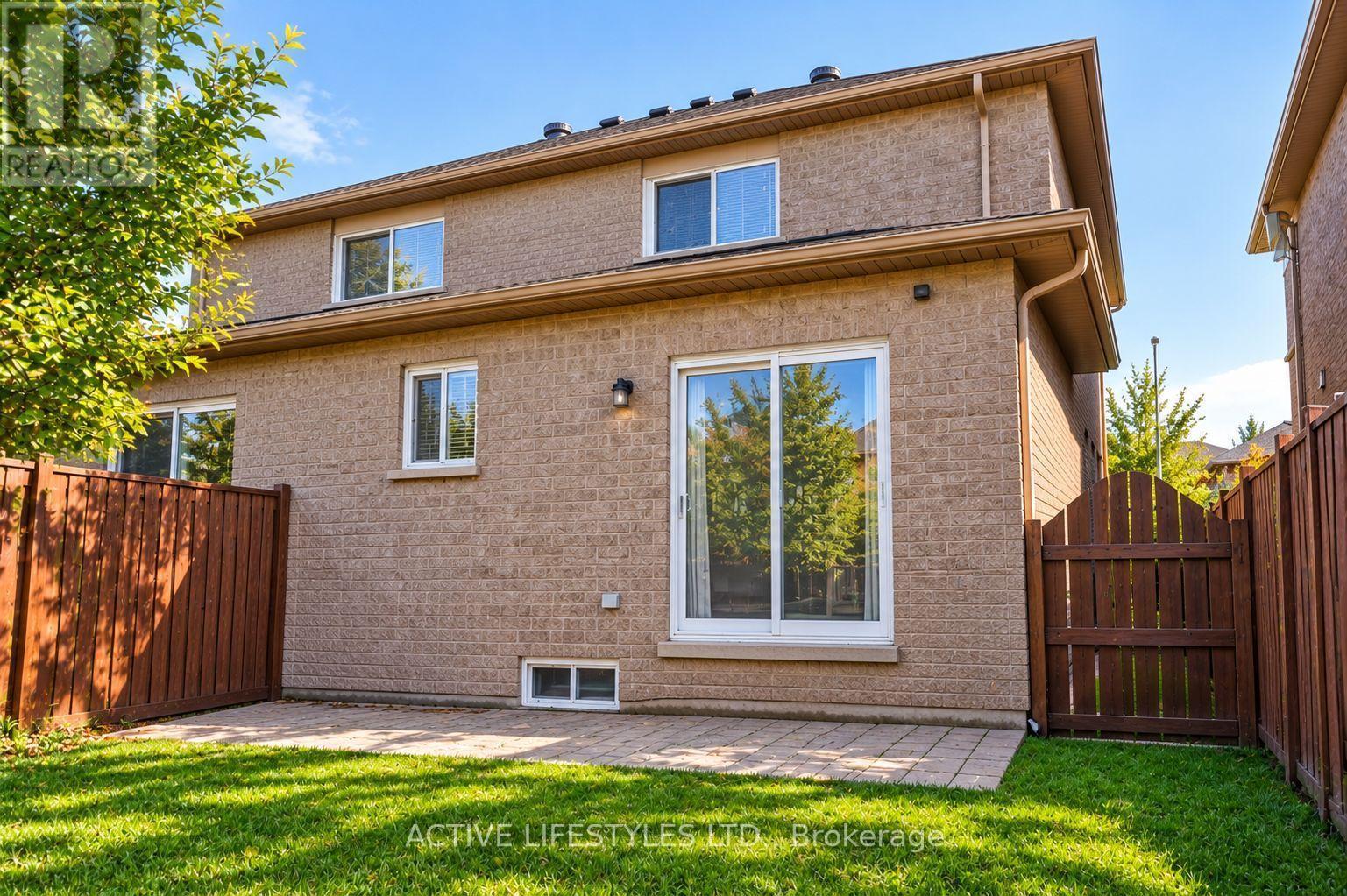 7647 Doverwood Drive, Mississauga, ON