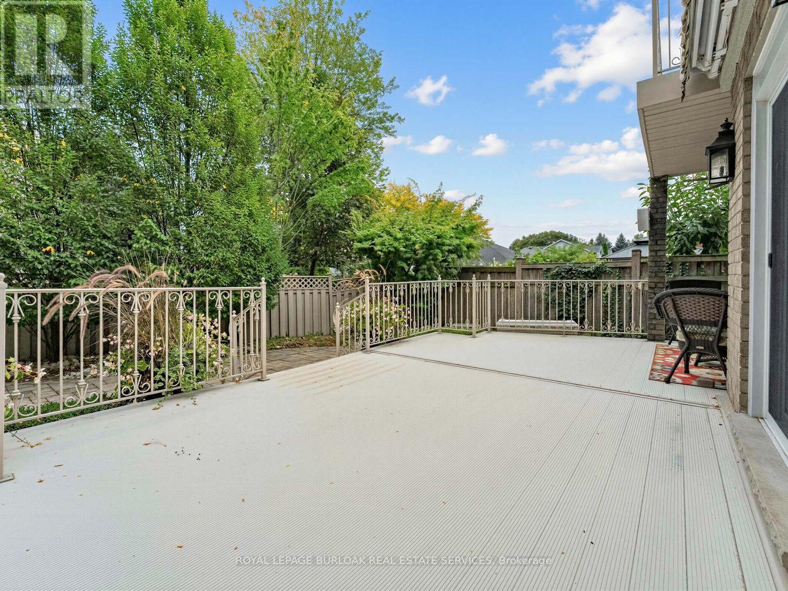 Large deck walkout from kitchen - 1259 Nathaniel Crescent, Burlington, ON