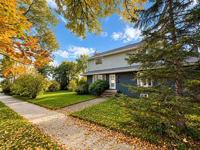 963 Centennial St, Winnipeg, MB