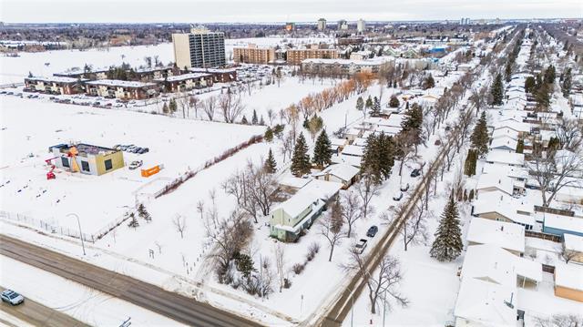 963 Centennial St, Winnipeg, MB