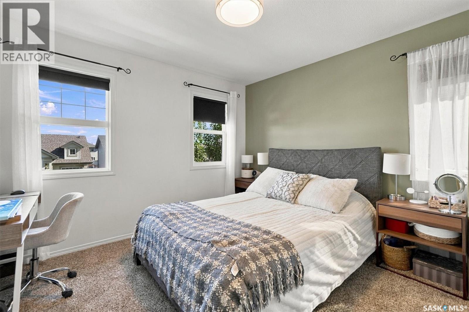 215 Coad Manor, Saskatoon, SK