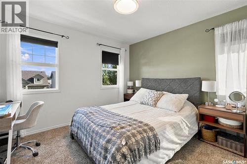 215 Coad Manor, Saskatoon, SK 