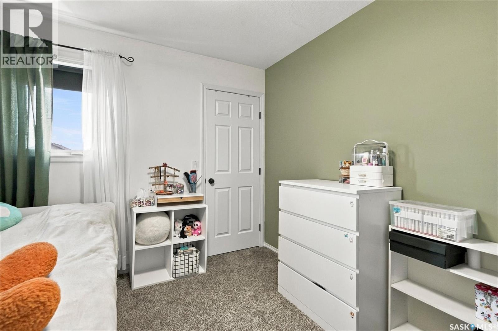 215 Coad Manor, Saskatoon, SK