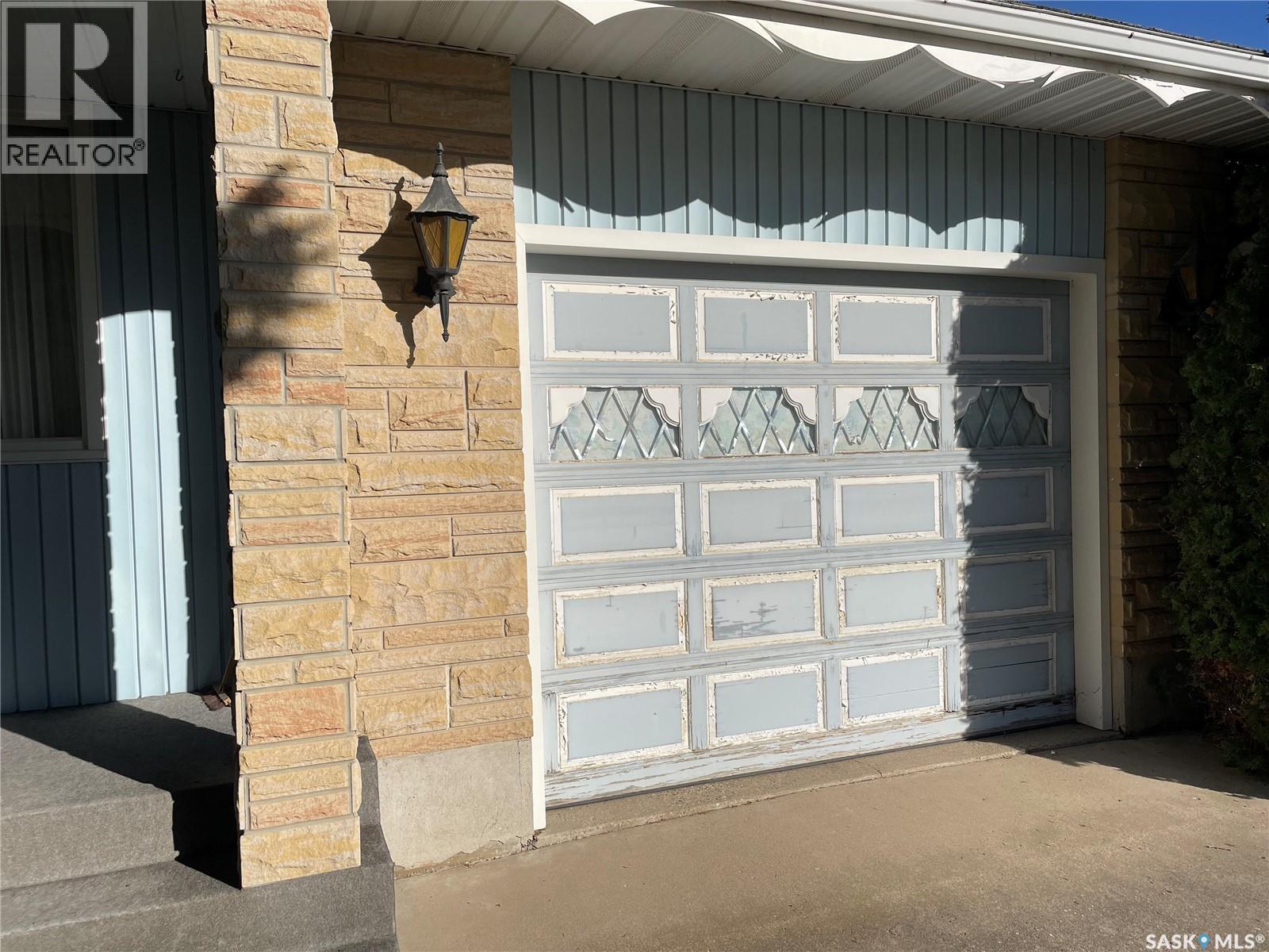 112 Deborah Crescent, Saskatoon, SK
