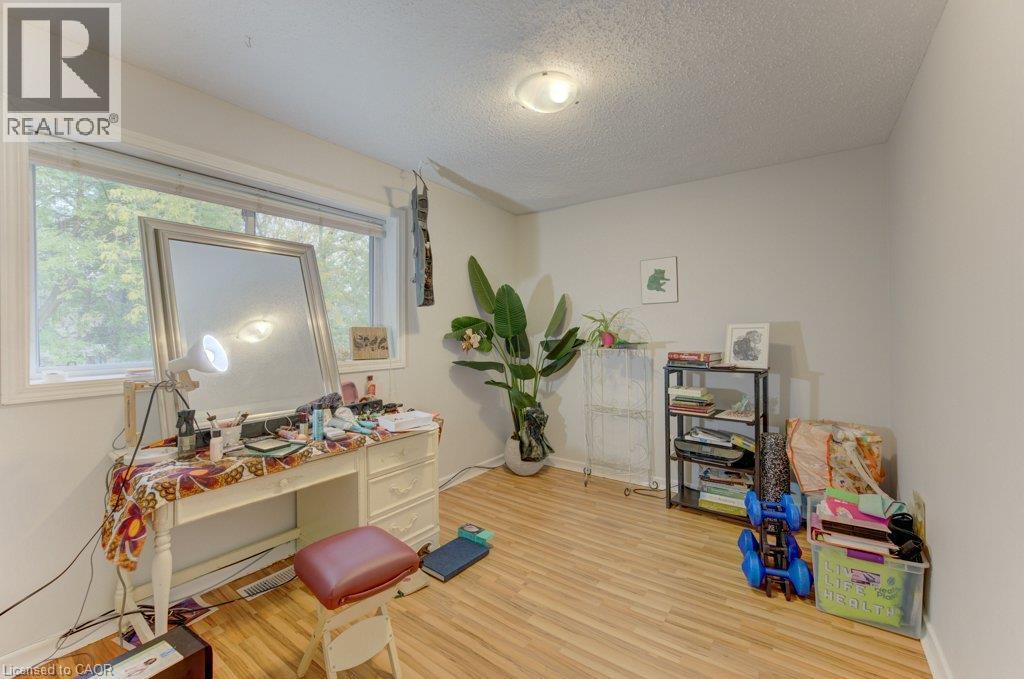 174 Glen Road, Kitchener, ON
