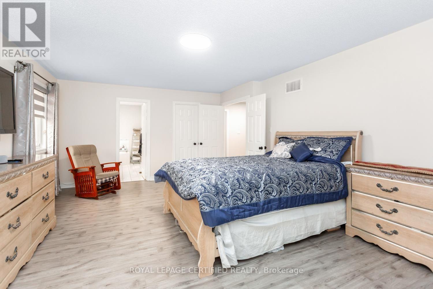 5902 Agean Drive, Mississauga, ON