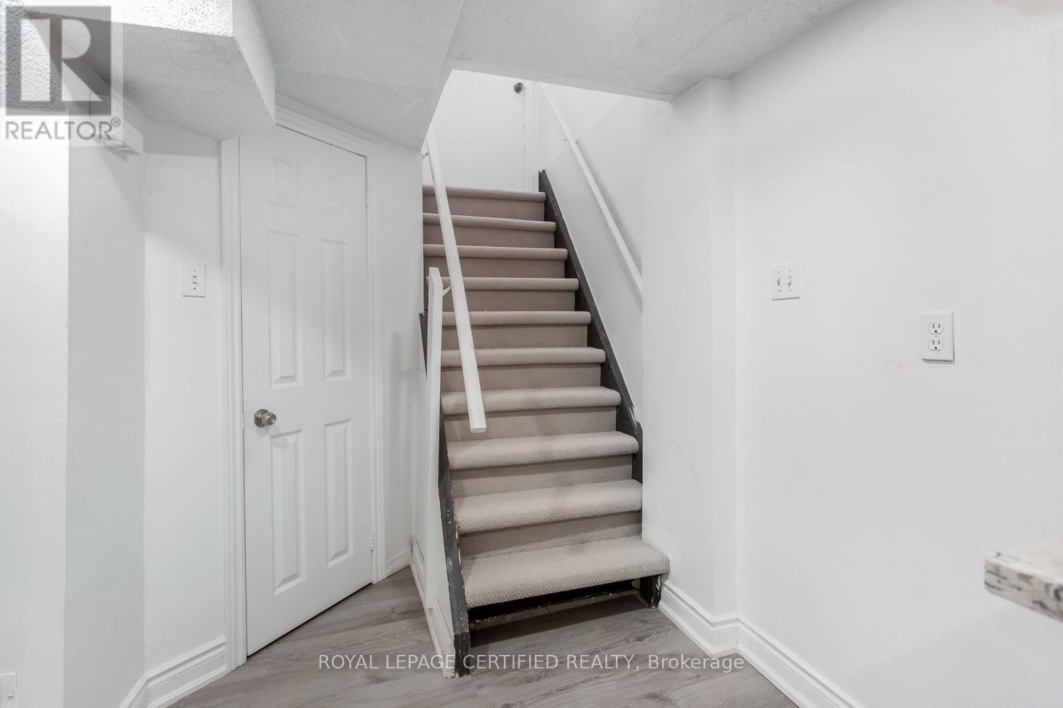5902 Agean Drive, Mississauga, ON