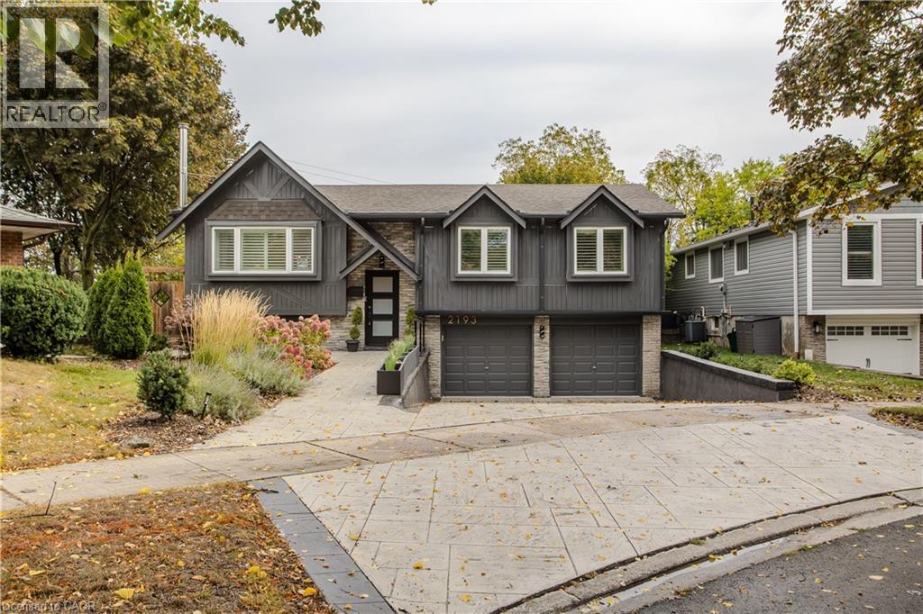 2193 Lancaster Crescent, Burlington, ON