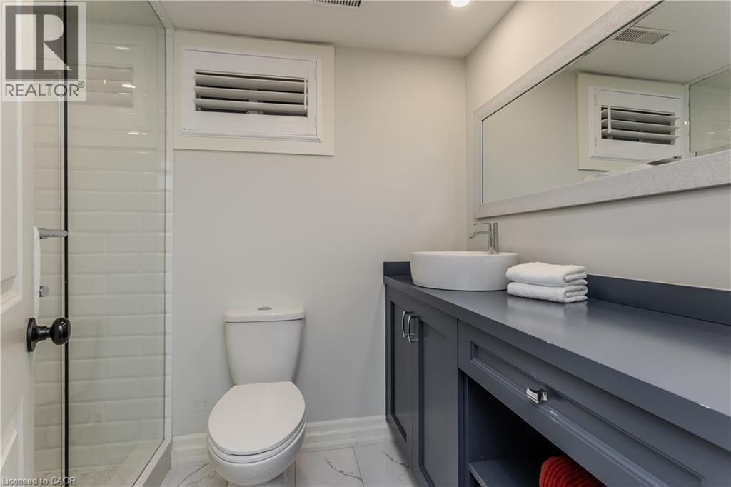 2193 Lancaster Crescent, Burlington, ON