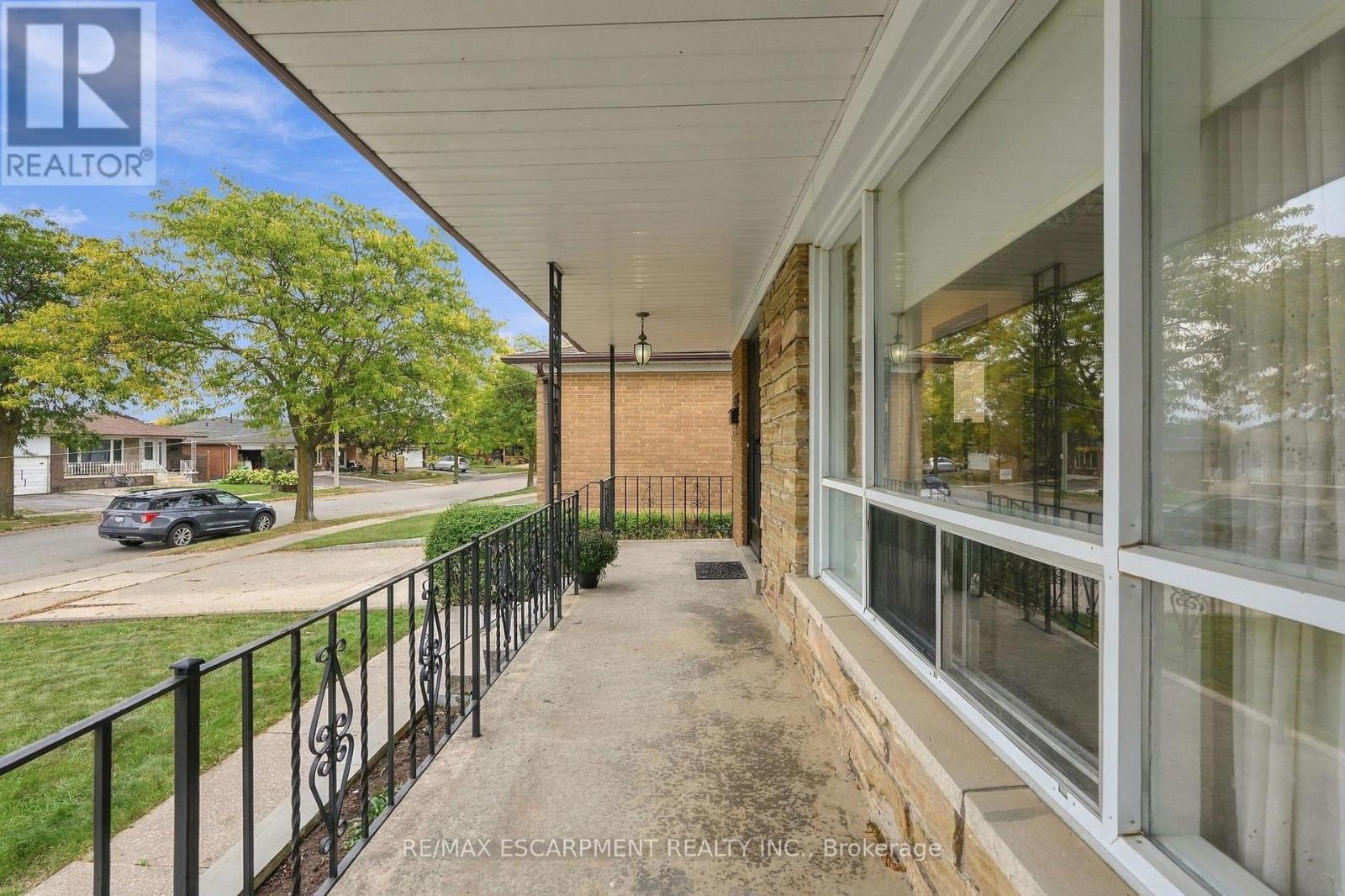 7566 Netherwood Road, Mississauga, ON