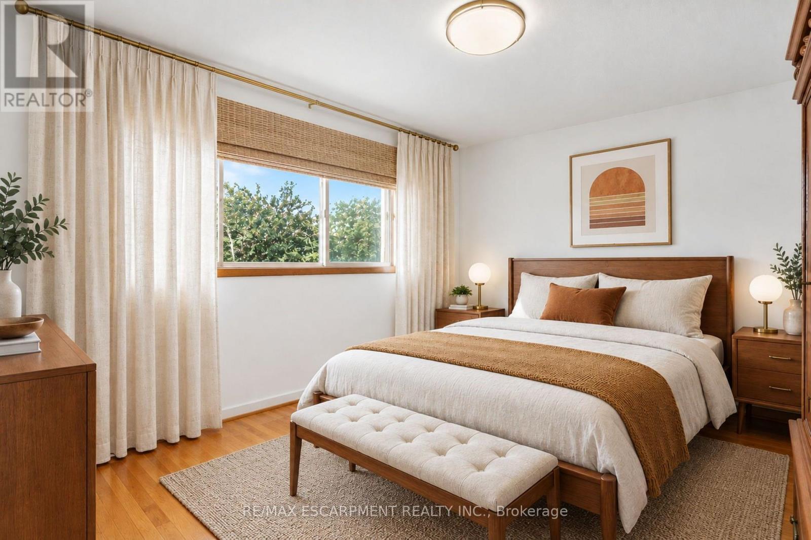 VIRTUALLY STAGED - 7566 Netherwood Road, Mississauga, ON
