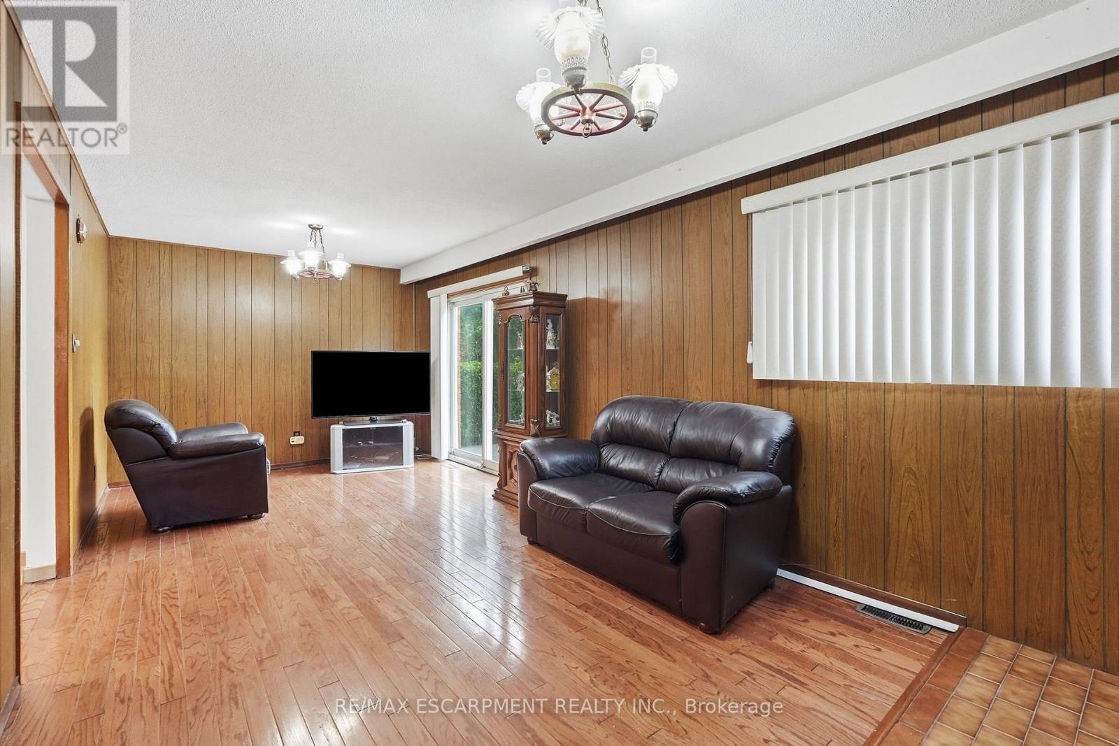 7566 Netherwood Road, Mississauga, ON