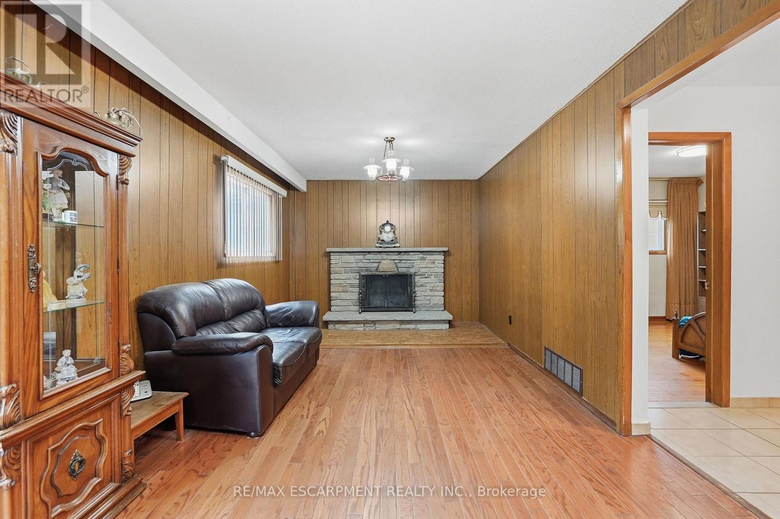 7566 Netherwood Road, Mississauga, ON
