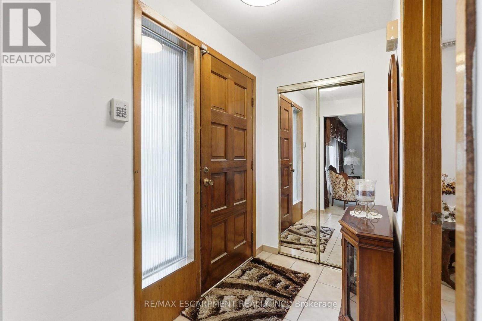 7566 Netherwood Road, Mississauga, ON