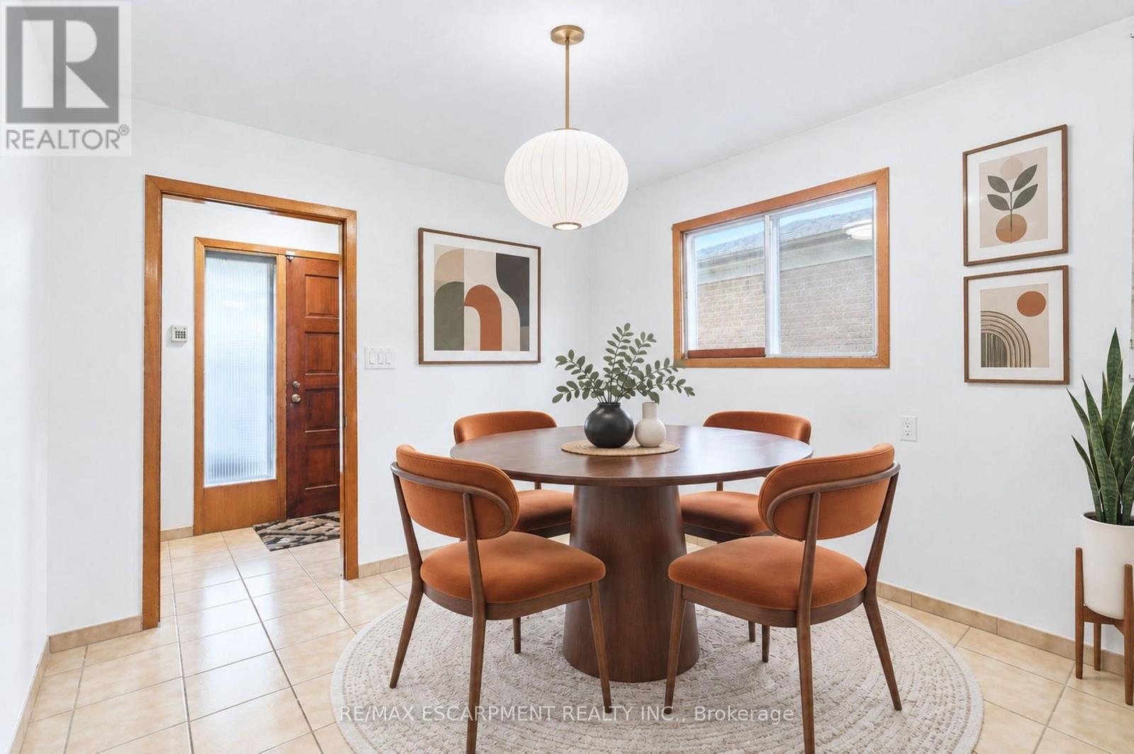 VIRTUALLY STAGED - 7566 Netherwood Road, Mississauga, ON