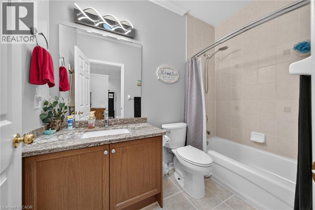 165 Doon Mills Drive, Kitchener, ON