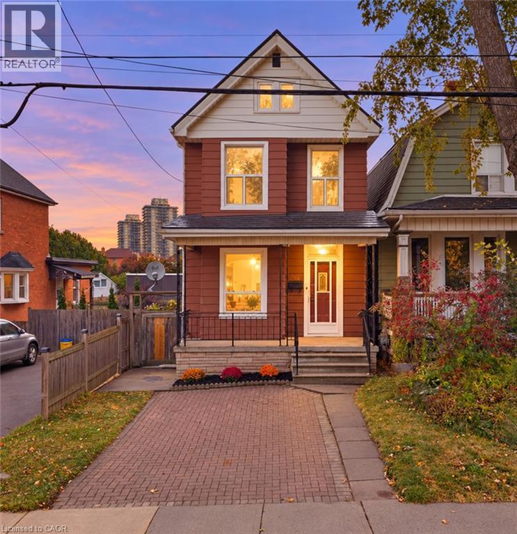 109 Macaulay Street E, Hamilton, ON