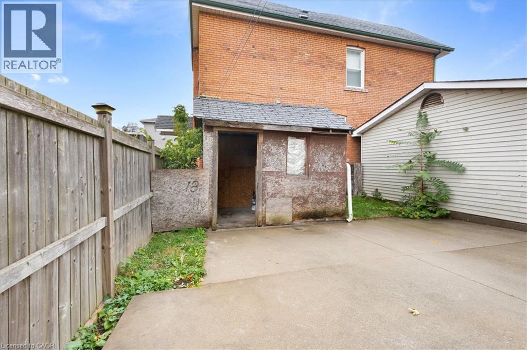 109 Macaulay Street E, Hamilton, ON