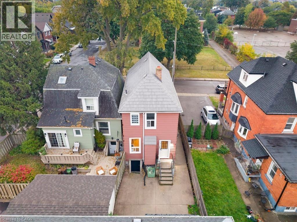 109 Macaulay Street E, Hamilton, ON