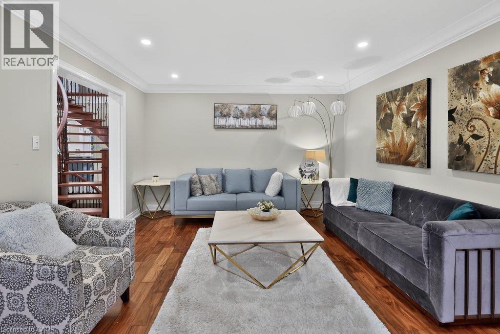 1634 Tipperary Court, Mississauga, ON