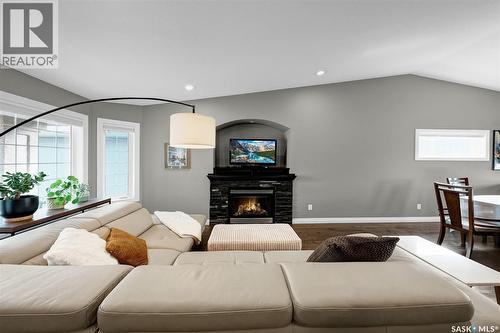 3805 Green Moss Bay, Regina, SK 
