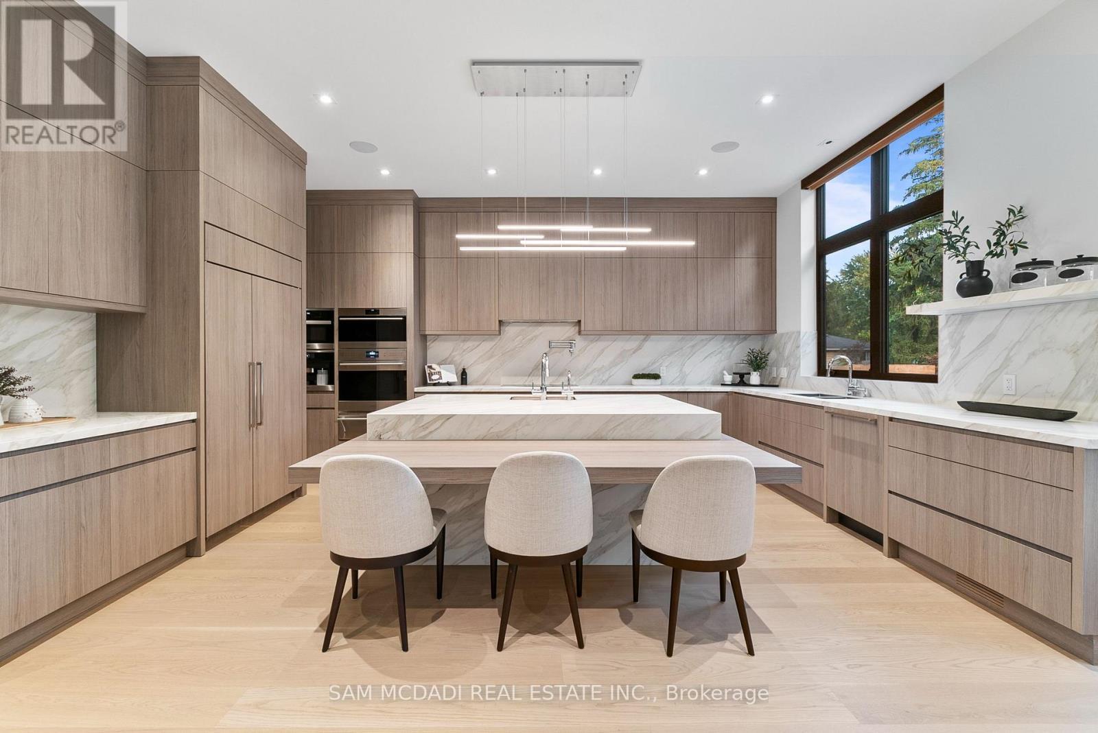 1222 Mississauga Road, Mississauga, ON