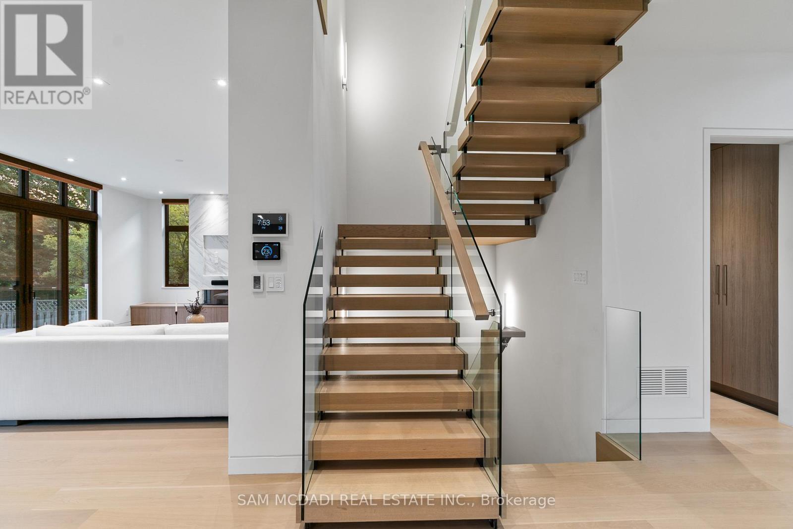 1222 Mississauga Road, Mississauga, ON