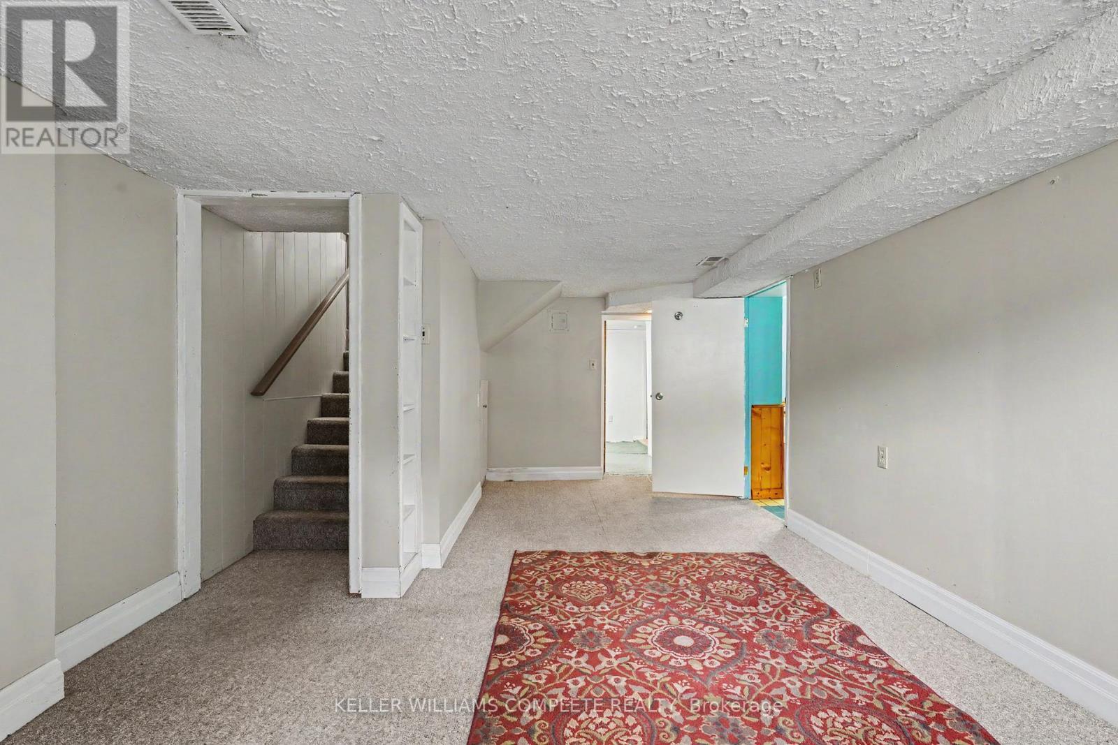 20 East 18Th Street, Hamilton, ON